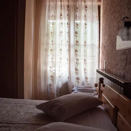 Christofer's Guest house 2*